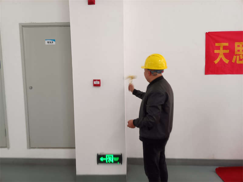 <a href=http://m.fsyxljs.cn/gccf/ target=_blank class=infotextkey>合肥廠房裝修</a>