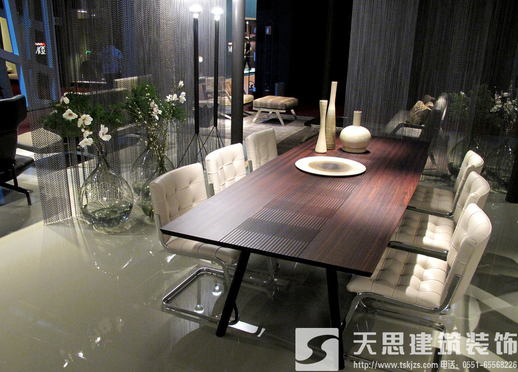 娛樂會所裝潢設(shè)計留住顧客是關(guān)鍵